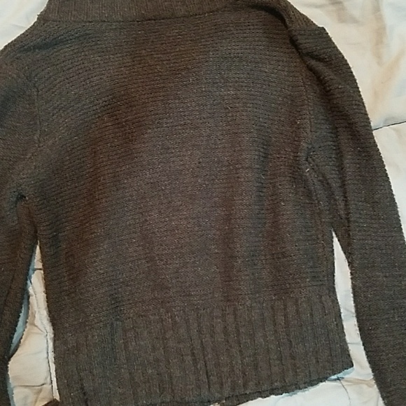 Funky Sweater - Picture 5 of 5